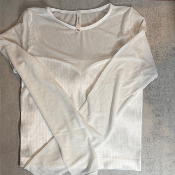 Active USA Tops - White Mesh Long Sleeve Top
